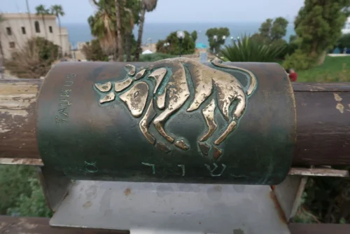 Taurus symbol